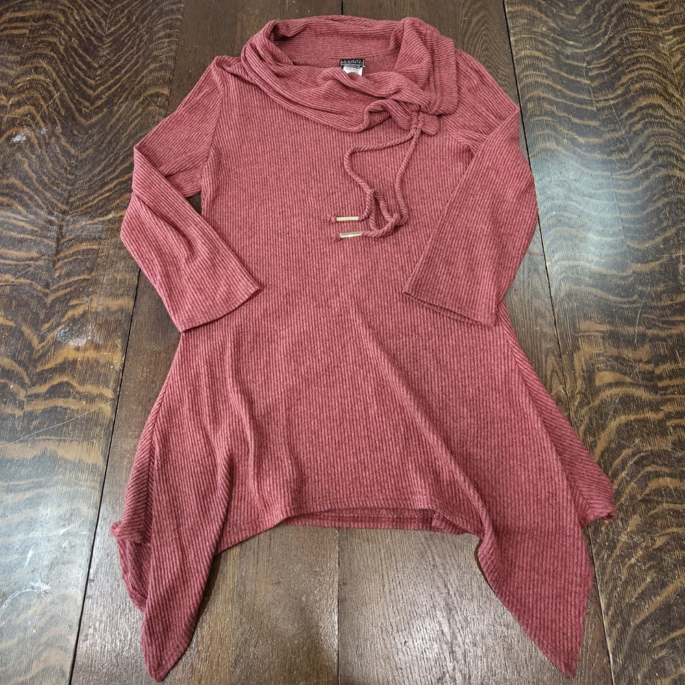 Coco Bianco red asymmetrical hem cowl neck tunic sweater
